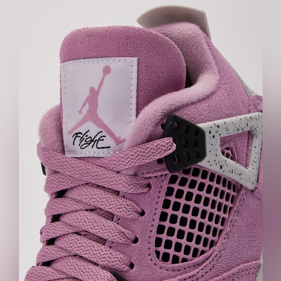 Women’s Air Jordan 4 Retro- Orchid - Picture 8 of 9